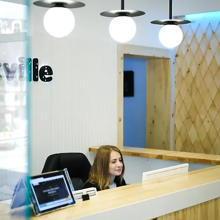 Bukville & ホテル バコヴェル