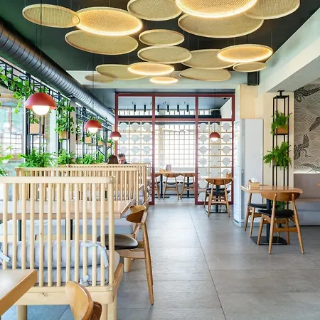 Bukville & ホテル