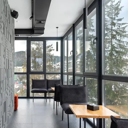 Bukville & ホテル