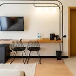 Bukville & Hotel